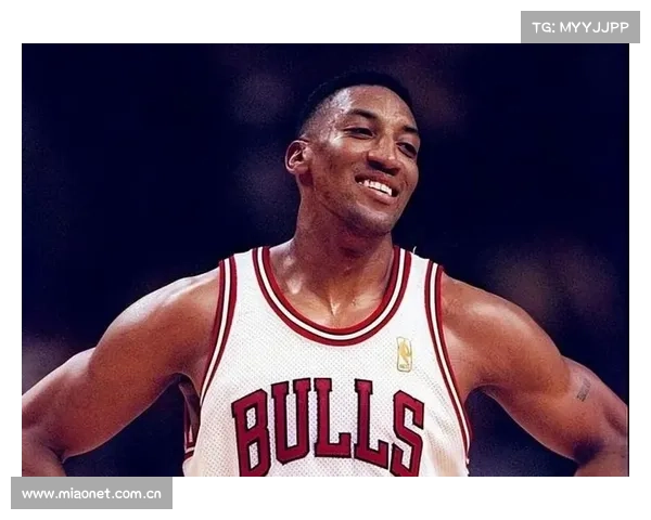 「NBA老照片」皮蓬被超音速选中 后被交易至公牛 「NBA老照片」皮蓬被超音速选中 后被交易至公牛