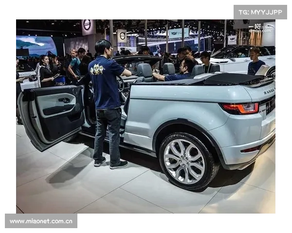 [三脚猫说车]极光敞篷版 奇葩也有春天